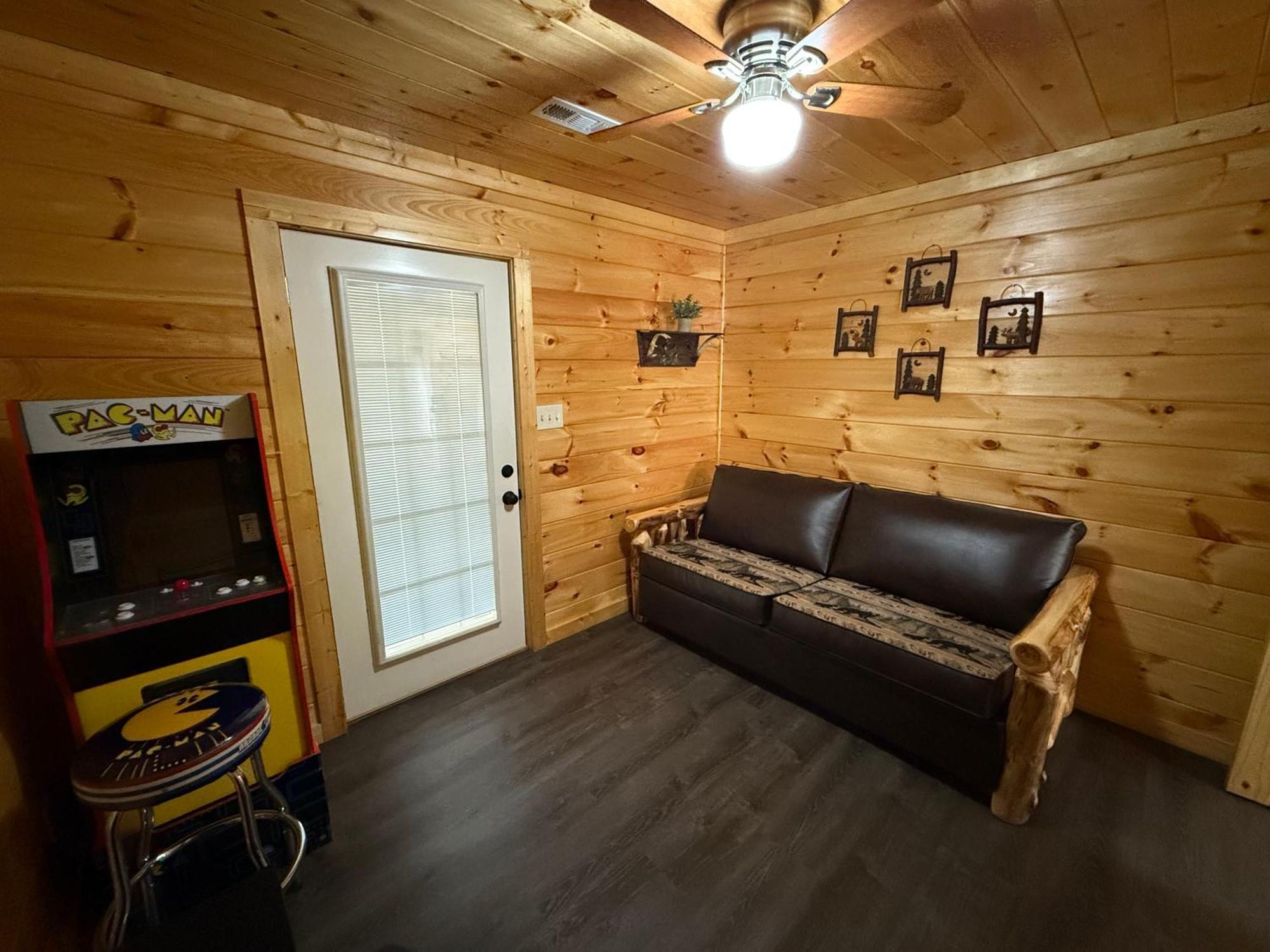 Paradise At The Smokies Cabin With Hot Tub! Sevierville Exterior photo