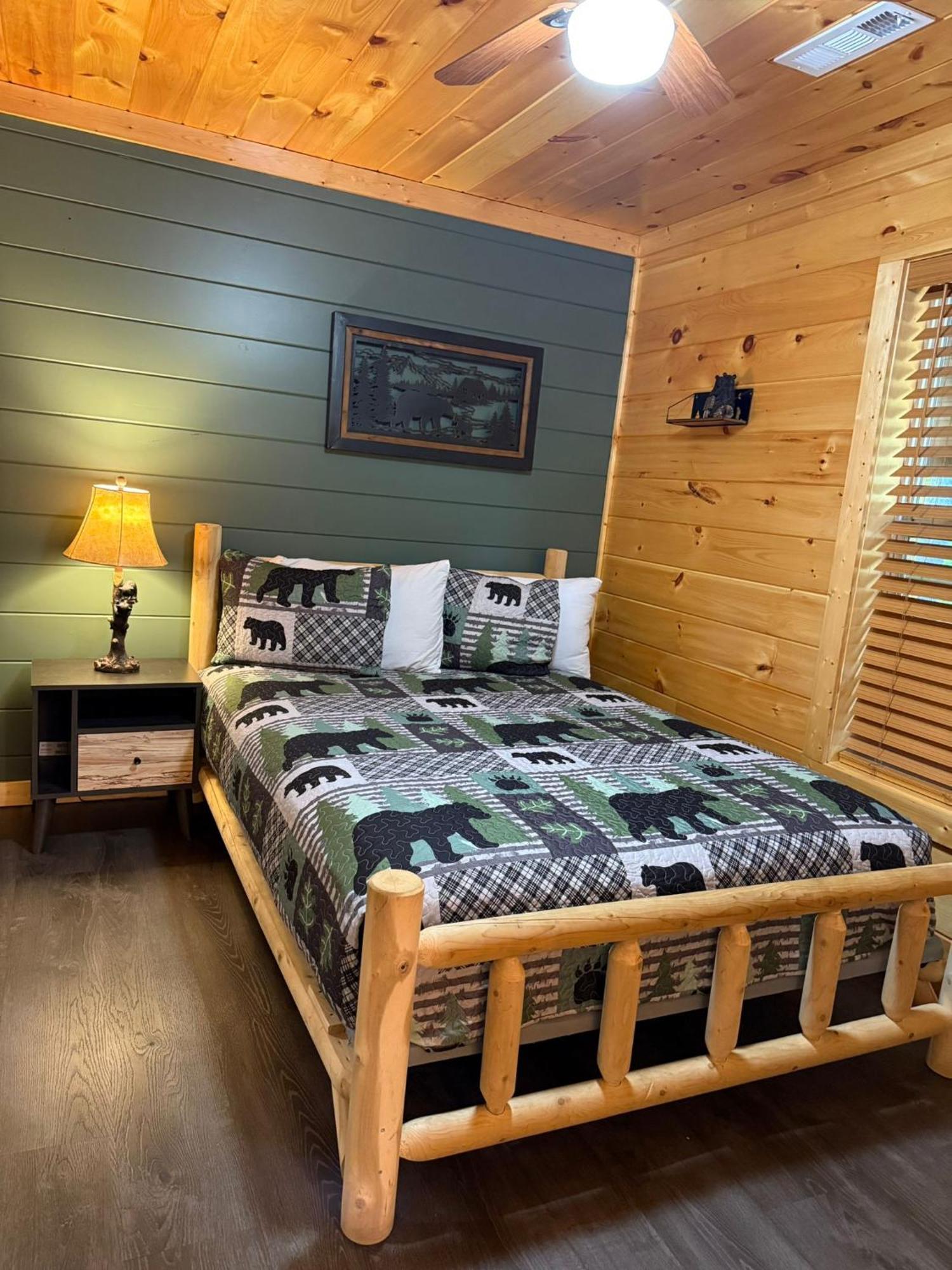 Paradise At The Smokies Cabin With Hot Tub! Sevierville Exterior photo
