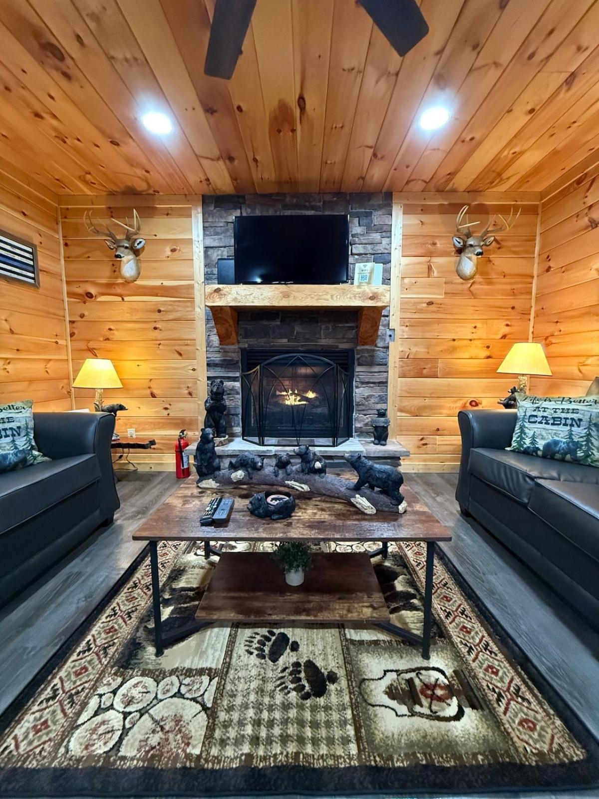 Paradise At The Smokies Cabin With Hot Tub! Sevierville Exterior photo